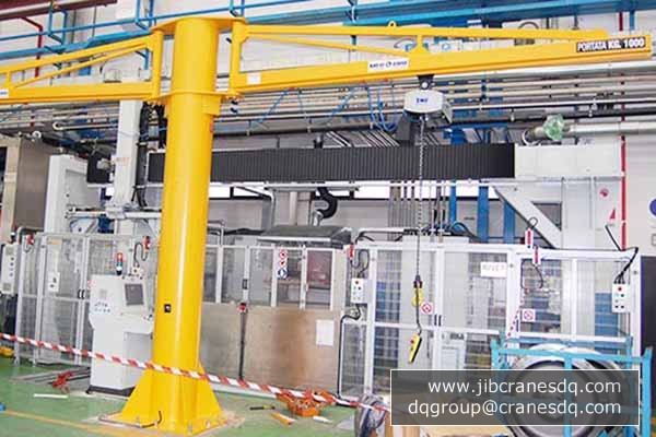 Double arms jib crane